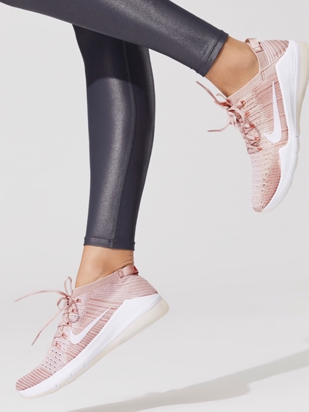 Nike Air particle flyknit sneakers top